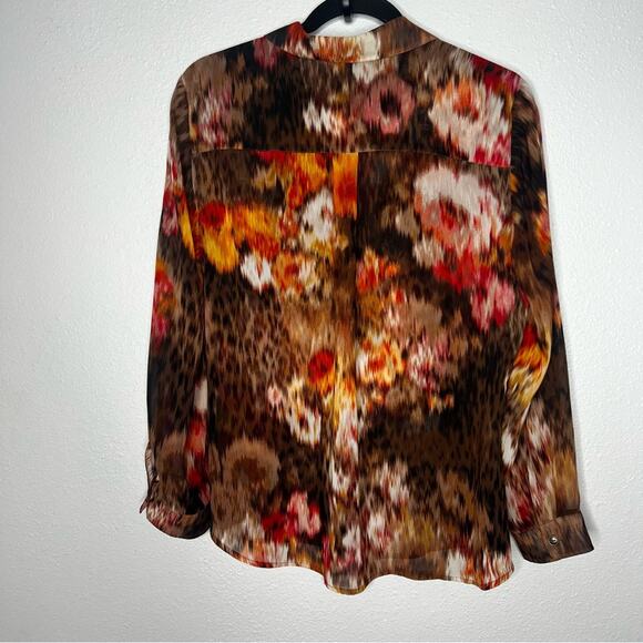 Chico's Sheer Blouse Fall Watercolor Floral Brown Orange Red Women's size 1 (MP) - Picture 2 of 4